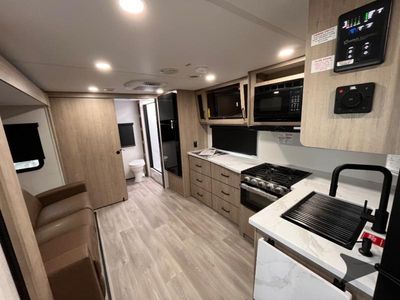 2026 Grand Design Imagine XLS - Photo 10