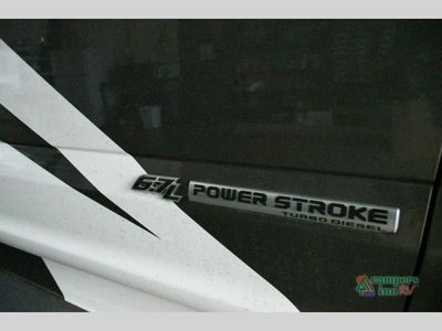 2021 Thor Motor Coach Omni — photo 43 view