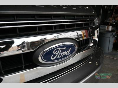 2021 Thor Motor Coach Omni — photo 44 view