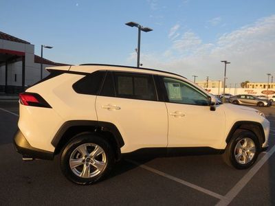 2021 Toyota RAV4 - Photo 13
