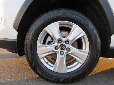 2021 Toyota RAV4 - Photo 6