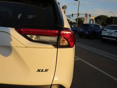 2021 Toyota RAV4 - Photo 11