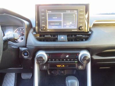 2021 Toyota RAV4 - Photo 24