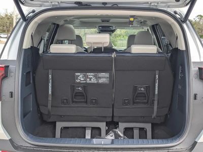 2026 Kia Carnival — photo 13 view