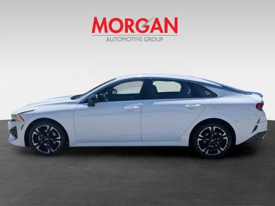 2022 Kia K5 — photo 8 view