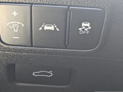 2022 Kia K5 — photo 30 view