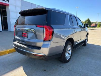 2022 GMC Yukon — interior view