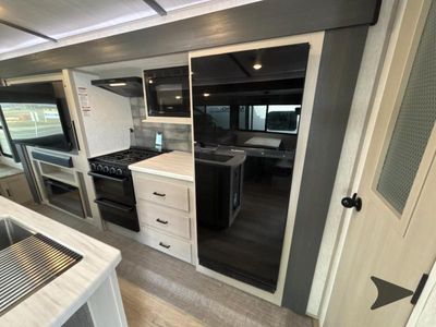 2023 Forest River RV Wildwood Heritage Glen - Photo 30