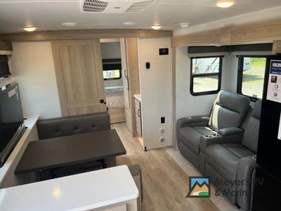 2025 Forest River RV Rockwood Ultra Lite - Photo 6