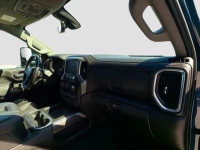 2022 Chevrolet Silverado 2500HD — photo 14 view