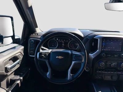 2022 Chevrolet Silverado 2500HD — photo 17 view