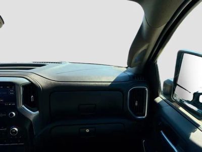 2022 Chevrolet Silverado 2500HD — photo 18 view