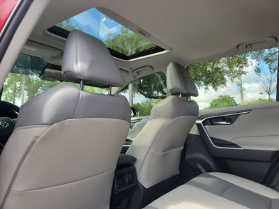 2024 Toyota RAV4 - Photo 13