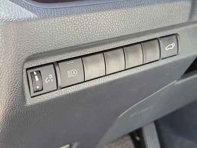 2024 Toyota RAV4 - Photo 23
