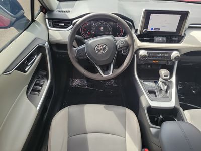 2024 Toyota RAV4 - Photo 15