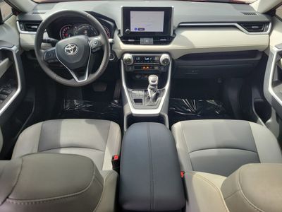 2024 Toyota RAV4 - Photo 14