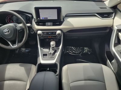 2024 Toyota RAV4 - Photo 16