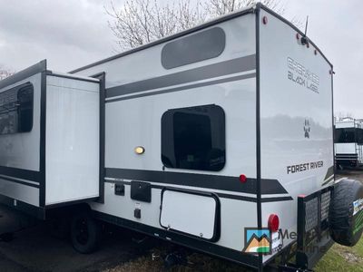 2026 Forest River RV Cherokee Grey Wolf Black Label - Photo 3