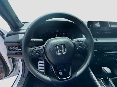2026 Honda Accord Hybrid — photo 9 view