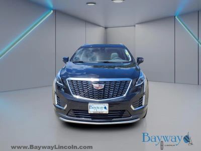 2025 Cadillac XT5 — detail view
