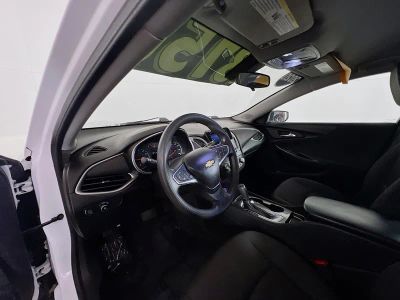 2020 Chevrolet Malibu — photo 16 view