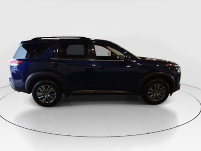 2025 Nissan Pathfinder - Photo 8