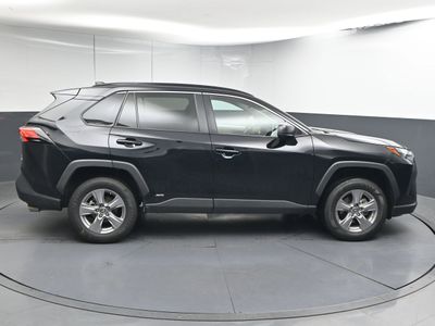 2026 2024 Toyota RAV4 Hybrid LE SUV - Photo 8