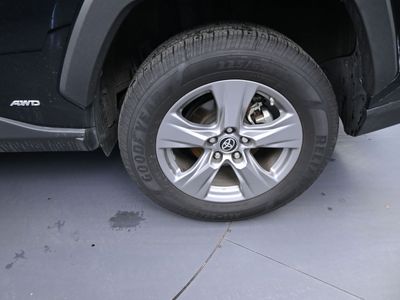 2026 2024 Toyota RAV4 Hybrid LE SUV - Photo 18