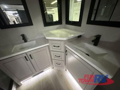 2026 Jayco North Point - Photo 38