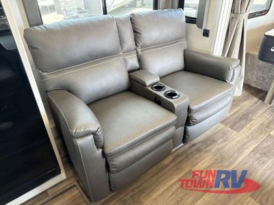 2023 Keystone RV Cougar Half-Ton - Photo 30