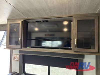 2023 Keystone RV Cougar Half-Ton - Photo 32