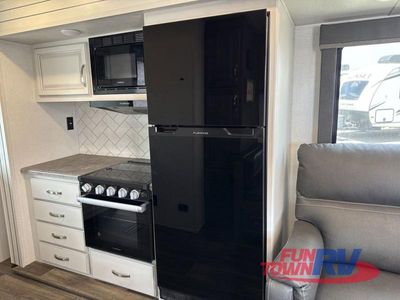 2023 Keystone RV Cougar Half-Ton - Photo 23