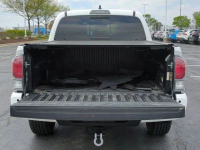 2022 Toyota Tacoma - Photo 18