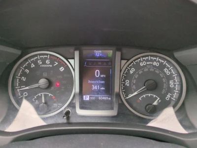 2022 Toyota Tacoma - Photo 12
