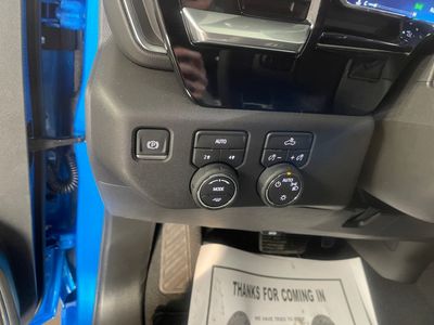 2026 Chevrolet Silverado 1500 — photo 12 view