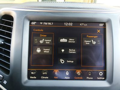 2023 Jeep Cherokee - Photo 18