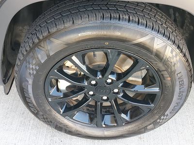 2023 Jeep Cherokee - Photo 10