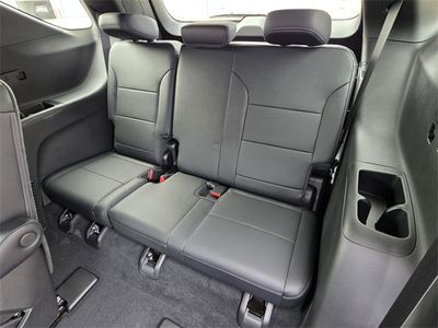 2026 Chevrolet Traverse — photo 14 view