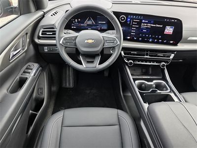 2026 Chevrolet Traverse — photo 11 view