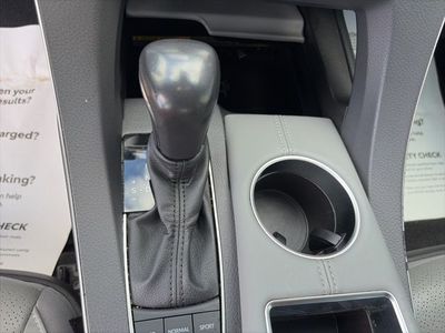 2021 Toyota Avalon Hybrid - Photo 18