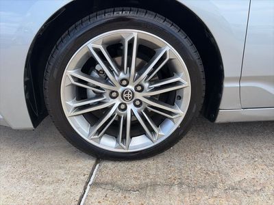 2021 Toyota Avalon Hybrid - Photo 8