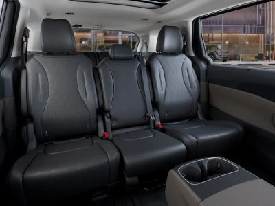 2026 Kia Carnival Hybrid — photo 16 view