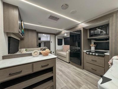 2026 Grand Design Transcend - Photo 6