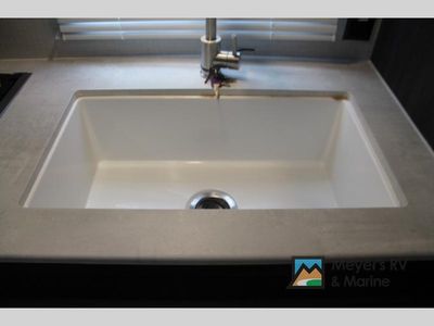 2021 Forest River RV Ozark - Photo 12