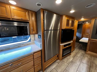2021 Tiffin ALLEGRO - Photo 9
