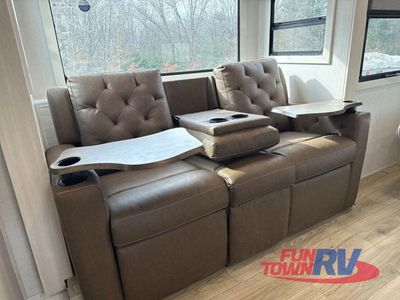 2026 Forest River RV Surveyor Legend - Photo 11