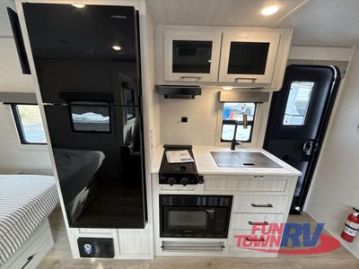 2026 Forest River RV Surveyor Legend - Photo 8