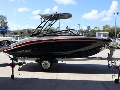 2025 Yamaha Boats AR195 - Photo 5