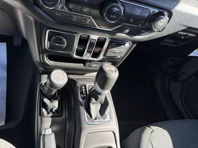 2026 Jeep Wrangler — photo 20 view