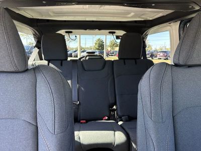 2026 Jeep Wrangler — photo 29 view